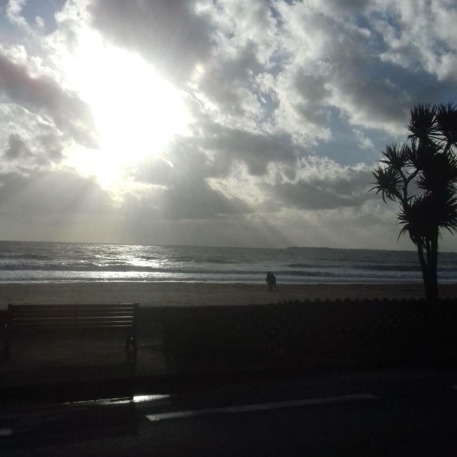 Le Studio Gallieni, Face Mer, Vous Accueille En Ete Comme En Hiver! Pornichet Luaran gambar